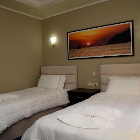 Imperial Hotel Ih 엘바산 외부 사진