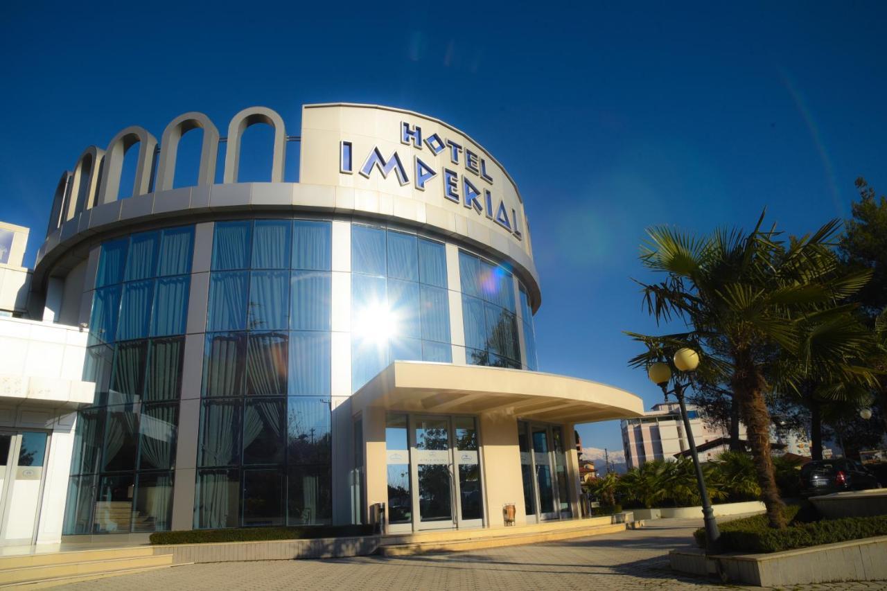 Imperial Hotel Ih 엘바산 외부 사진